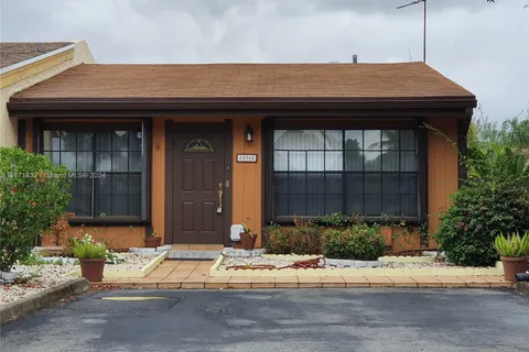 10360 W Cypress Ct # 10360, Pembroke Pines FL 33026