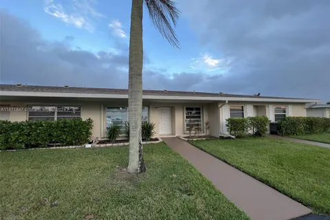 20927 Sedgewick Dr, Boca Raton FL 33433