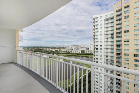 1745 E Hallandale Beach Blvd # 1804W, Hallandale Beach FL 33009