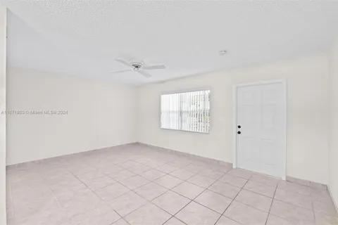 2600 S Kanner Hwy # 3, Stuart FL 34994