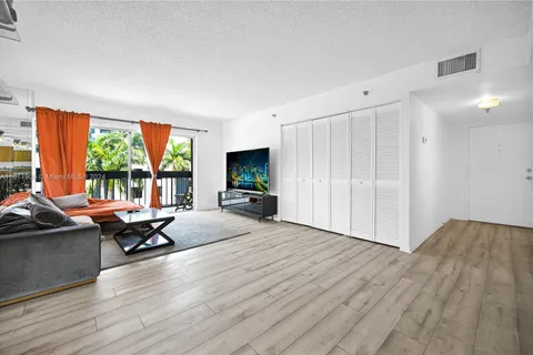 1345 West Ave # 404, Miami Beach FL 33139