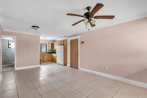 2760 W 62nd Pl # 203, Hialeah FL 33016