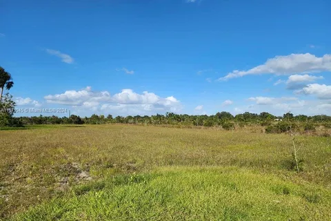 18717 NW 258 st, Okeechobee FL 34972