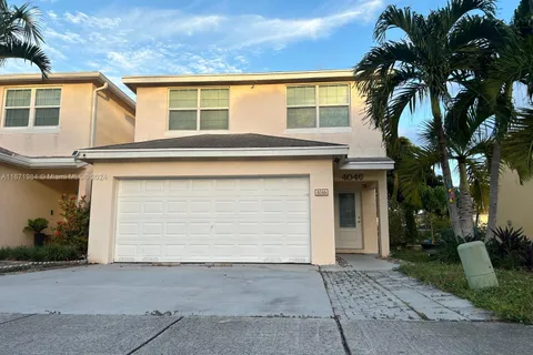 4046 Eastridge Dr, Deerfield Beach FL 33064