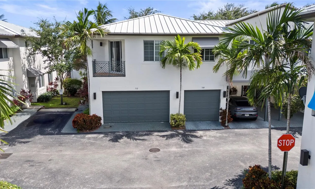712 SE 2nd St # 712, Pompano Beach FL 33060
