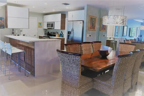 151 Crandon Blvd # 430, Key Biscayne FL 33149