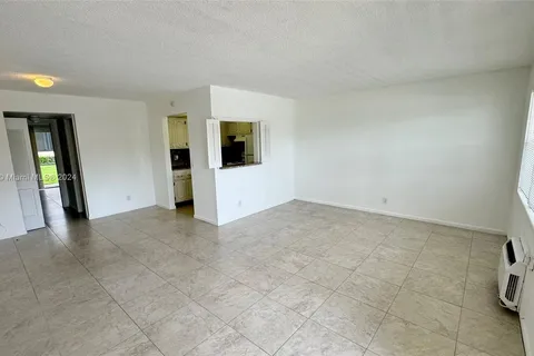 18 Hastings B # 18, West Palm Beach FL 33417