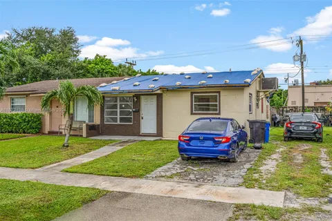 4123 NW 39th Ave, Lauderdale Lakes FL 33309