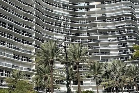 9601 Collins Ave # 505, Bal Harbour FL 33154