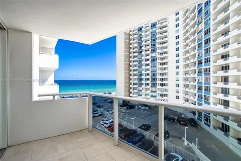 3140 S Ocean Dr # 501, Hallandale Beach FL 33009