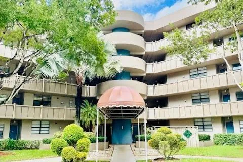 901 Colony Point Cir # 509, Pembroke Pines FL 33026