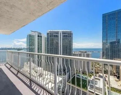 1200 Brickell Bay Dr # 4123, Miami FL 33131