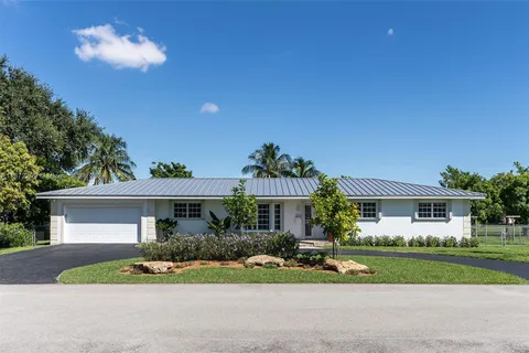 8021 SW 140th Ter, Palmetto Bay FL 33158