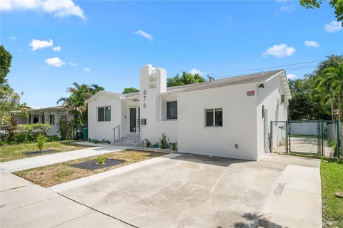 876 NE 81st St, Miami FL 33138