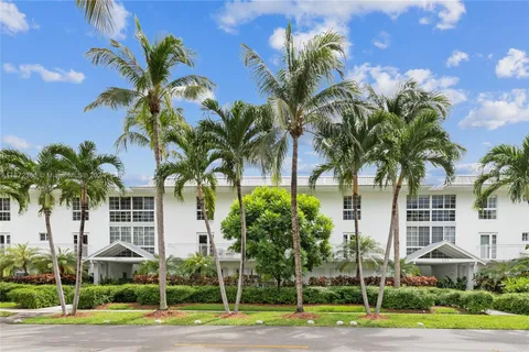 290 Sunrise Dr # 303, Key Biscayne FL 33149