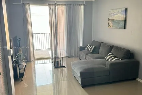 17100 N Bay Rd # 1714, Sunny Isles Beach FL 33160