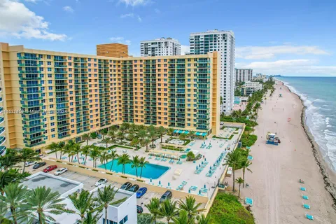 2501 S Ocean Dr # 328, Hollywood FL 33019