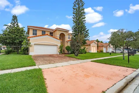 16593 NW 16th St, Pembroke Pines FL 33028