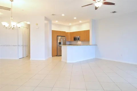 2900 NW 125th Ave # 421, Sunrise FL 33323