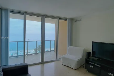 2501 S Ocean Dr # 1021, Hollywood FL 33019