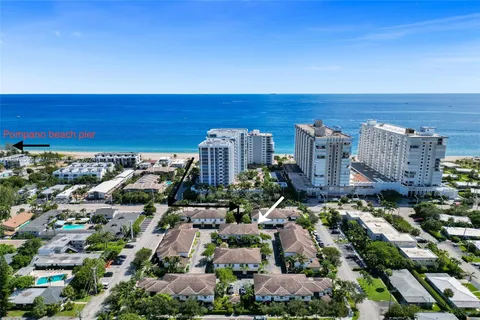 853 S Ocean Blvd, Pompano Beach FL 33062