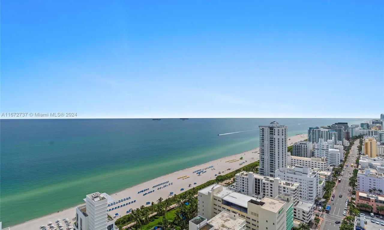 4401 Collins Ave, Miami Beach FL 33140