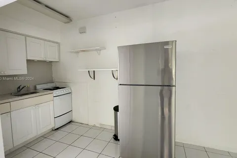 51 Edgewater Dr # 2, Coral Gables FL 33133