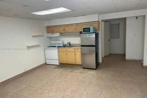 17 NE 2nd Ave # 107, Dania Beach FL 33004