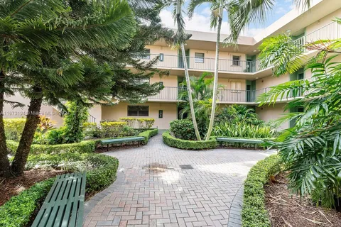 10525 SW 112th Ave # 117, Miami FL 33176