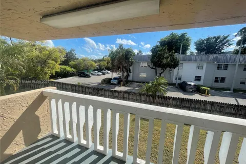 17190 SW 94th Ave # 908, Palmetto Bay FL 33157