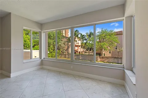 1965 S Ocean Blvd # 201, Lauderdale By The Sea FL 33062