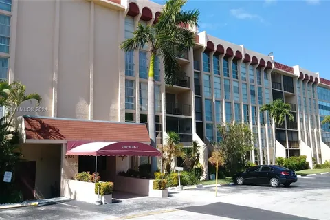 2101 Atlantic Shores Blvd # 415, Hallandale Beach FL 33009