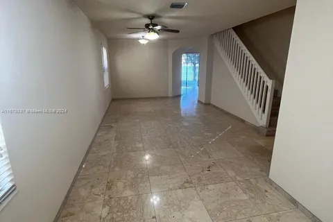 3385 W 86th Ter # 3385, Hialeah FL 33018