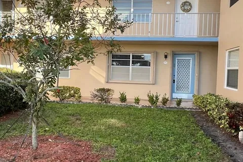 195 Burgundy, Delray Beach FL 33484