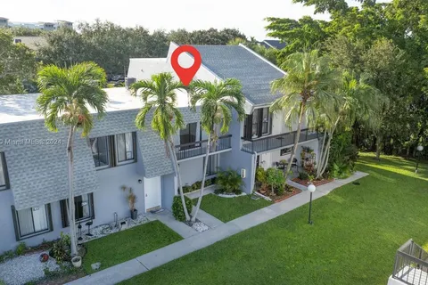 619 N University Dr # 7, Plantation FL 33324