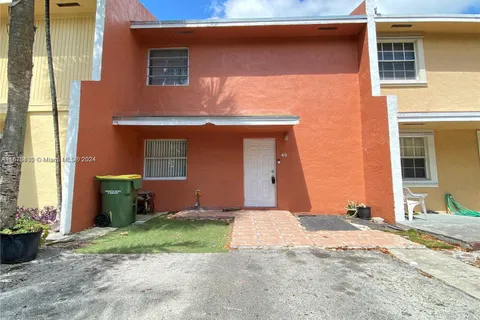 46 SW 14th Ter # 46, Homestead FL 33030