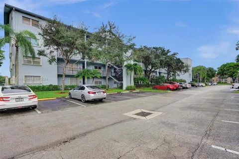 12650 SW 6th St # 407K, Pembroke Pines FL 33027