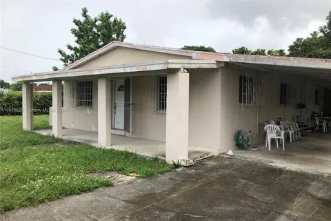 2691 SW 76th Ave, Miami FL 33155