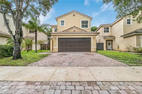 1557 SE 20th Ter, Homestead FL 33035