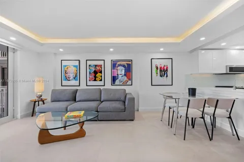 345 Ocean Dr # 326, Miami Beach FL 33139