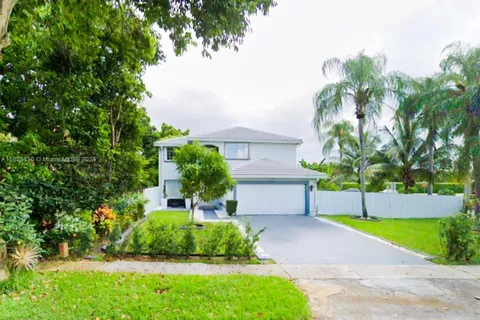 1230 SW 88th Way, Pembroke Pines FL 33025