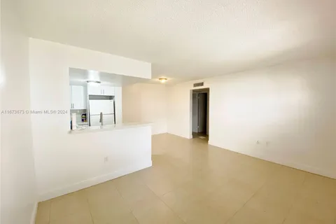 670 NW 85th Pl # 108, Miami FL 33126