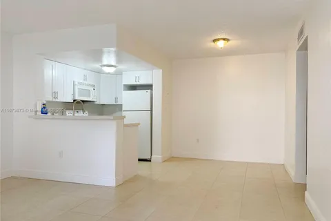 670 NW 85th Pl # 108, Miami FL 33126