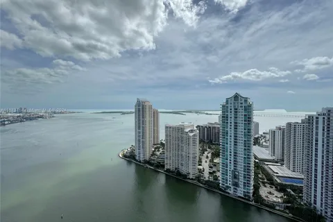 325 S Biscayne Blvd # 19, Miami FL 33131