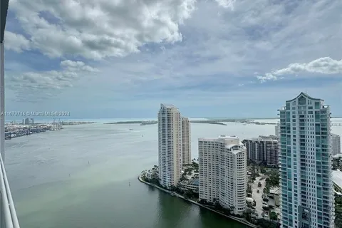 325 S Biscayne Blvd # 19, Miami FL 33131