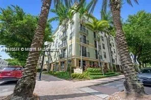 1900 Van Buren St # 106B, Hollywood FL 33020