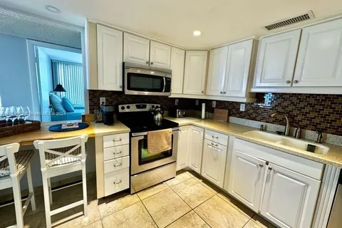 1600 S Ocean Dr # 16G, Hollywood FL 33019