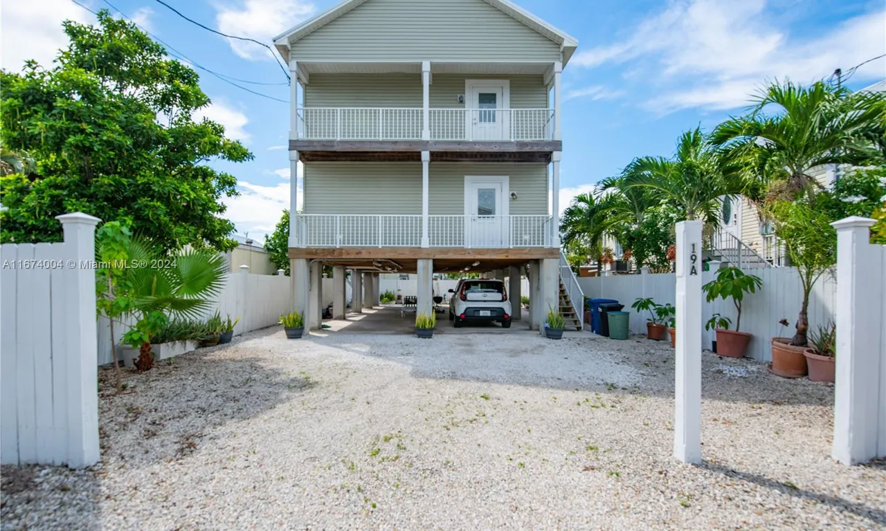 19 A 7th Ave, Key West FL 33040