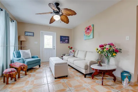 19 A 7th Ave, Key West FL 33040