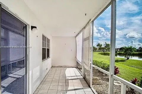 136 Fanshaw D # D, Boca Raton FL 33434